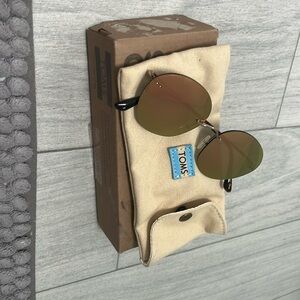 Brand new Toms sunglasses